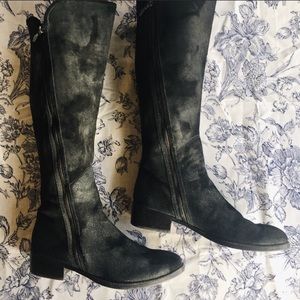 Donald J Pliner 8.5 Boot